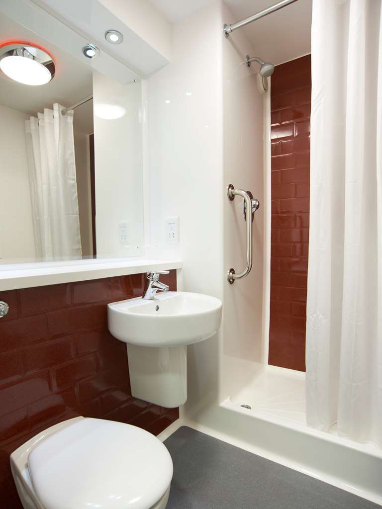 Travelodge London Barking Bilik gambar